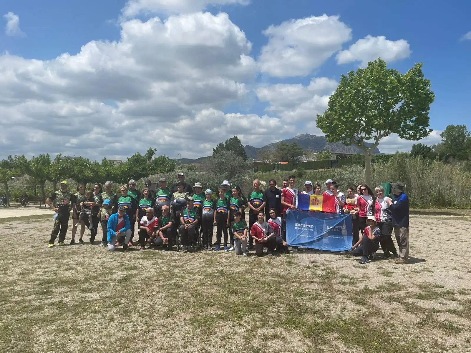 foto de grupo de todos los participantes