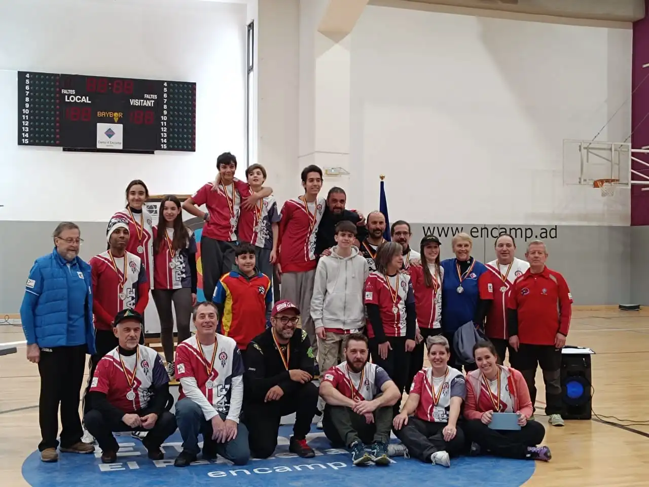 foto de grupo de los arqueros participantes